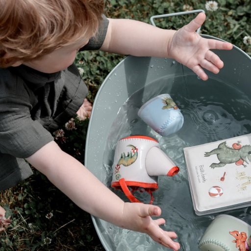 Magiske badebøger og bløde håndklæder – små detaljer der løfter badetiden