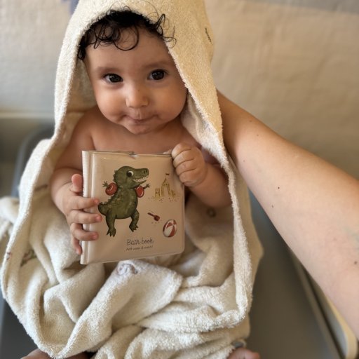 Skildpadder, dinosaurer og lune håndklæder – en hyggelig badeoplevelse for de små