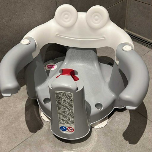 Pasha potten og Crab badestolen fra OK Baby – praktiske hjælpere til både badetid og potte-træning