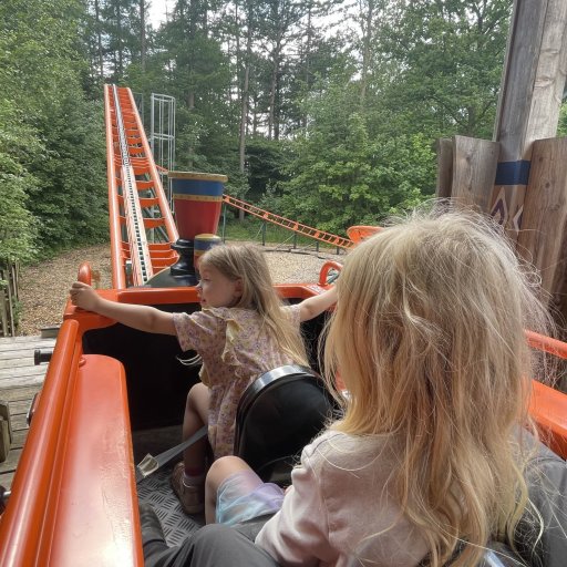 Dyreoplevelser og leg for hele familien i Knuthenborg