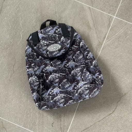 En sej skoletaske med fokus på både komfort og børneglæde