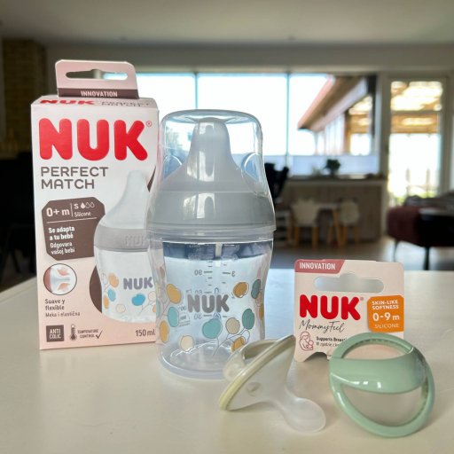 Bløde, ammevenlige produkter designet til babyens naturlige suttebehov