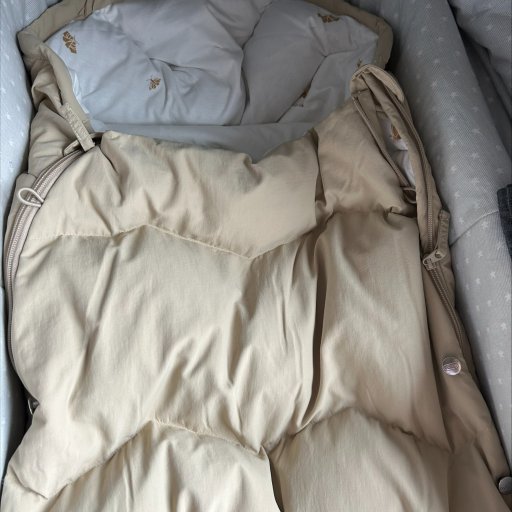 Lucas tester Voksi Explorer i både autostol, klapvogn og barnevogn