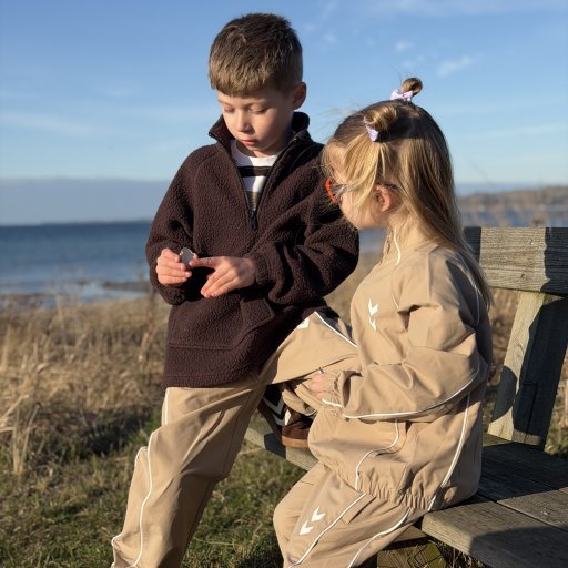 Bløde materialer og moderne look – komfort hele dagen