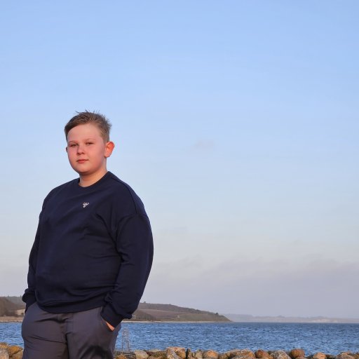 Slidstærkt tøj til leg, bevægelse og mange vaske