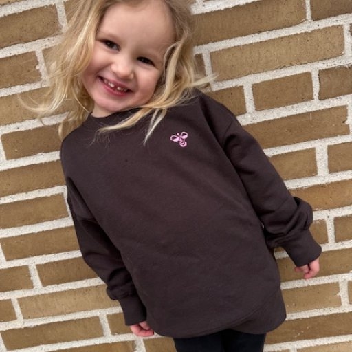 Slidstærkt tøj til leg, bevægelse og mange vaske