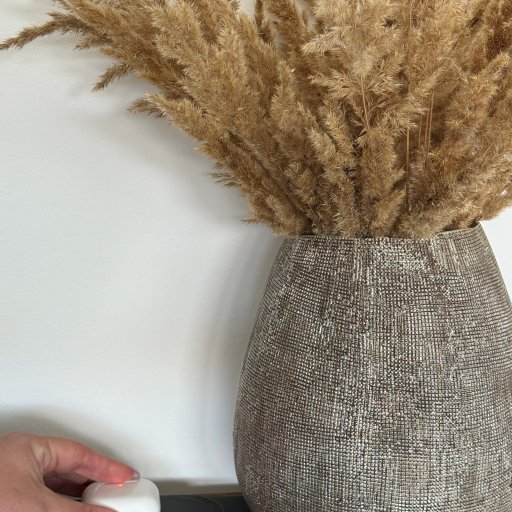 En stilfuld løsning til trådløs opladning i hverdagen