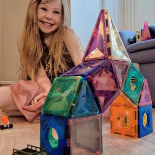 Magnetisk byggeleg med flotte glitterdetaljer