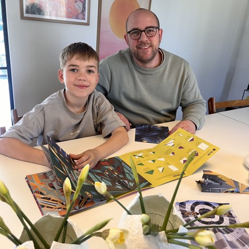 Kreativ leg og klassiske spil der engagerer større børn