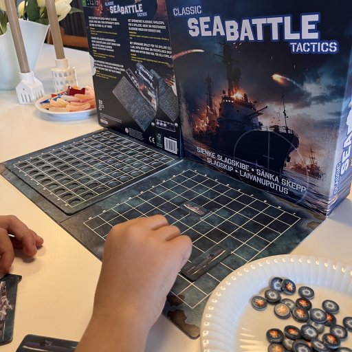 Kreativ leg og klassiske spil der engagerer større børn