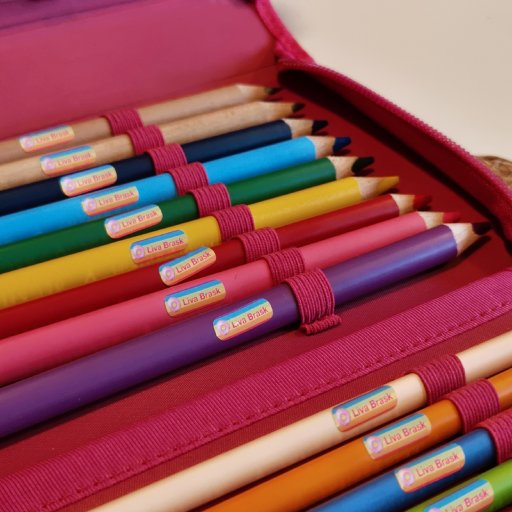 Navnemærker der holder til både børnehave, vask og opvaskemaskine