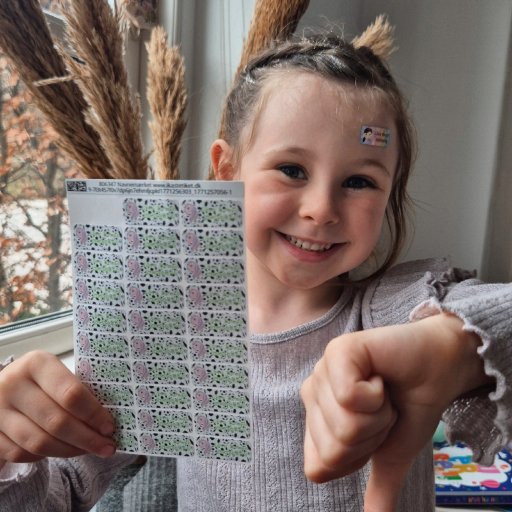 Navnemærker der holder til både børnehave, vask og opvaskemaskine