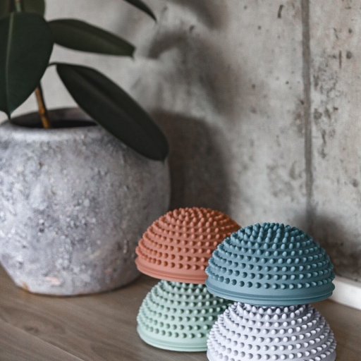 Sanseleg med fart på: balance, boldspil og bevægelse