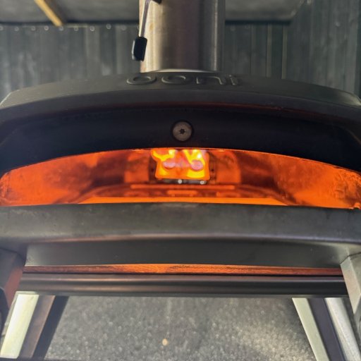 Pizzaovnen kan også bruges til kød, grøntsager og lækre ovnretter