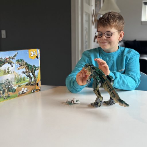 Byg, leg og byg om – tre seje dinosaurer i ét LEGO-sæt