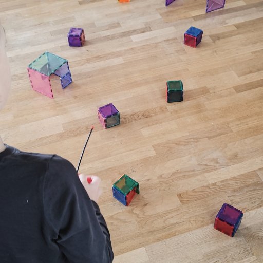 Leg for alle aldre – kreativt samvær med Connetix tiles