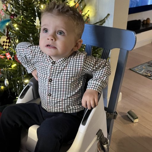 Praktisk babysæde til måltider – både hjemme og på farten