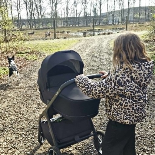 En fleksibel duo-vogn designet til hverdagen med små børn