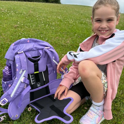 Skoleklar med ergobag – den perfekte skoletaske tilpasset barnet