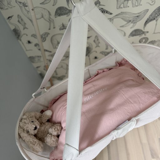Stilrent design og hurtig montering – Najell Rocker passer naturligt ind i hjemmet