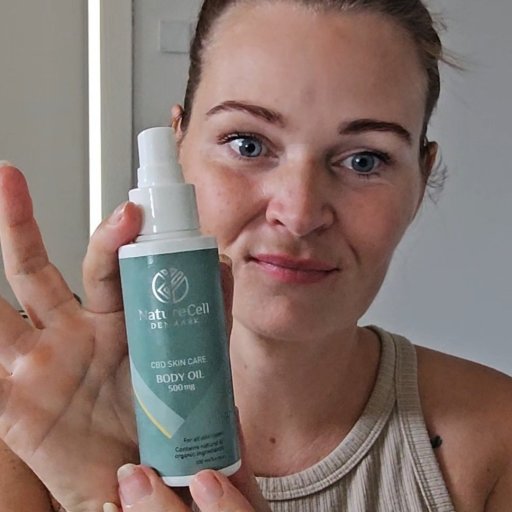 BLAND LOTION + OLIE