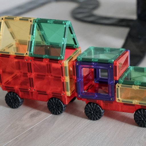 Byg, leg og eksperimentér – Connetix til mange timers sjov