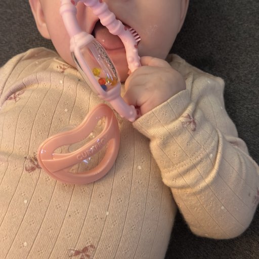 Curaprox Bidering – lindring, sansestimulering og leg i ét